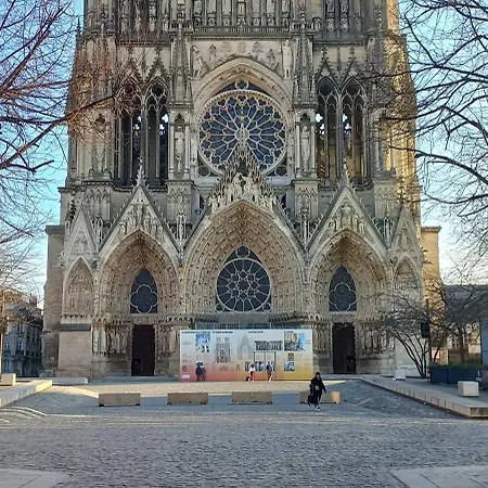 La Bulle Enchantee Apartment *